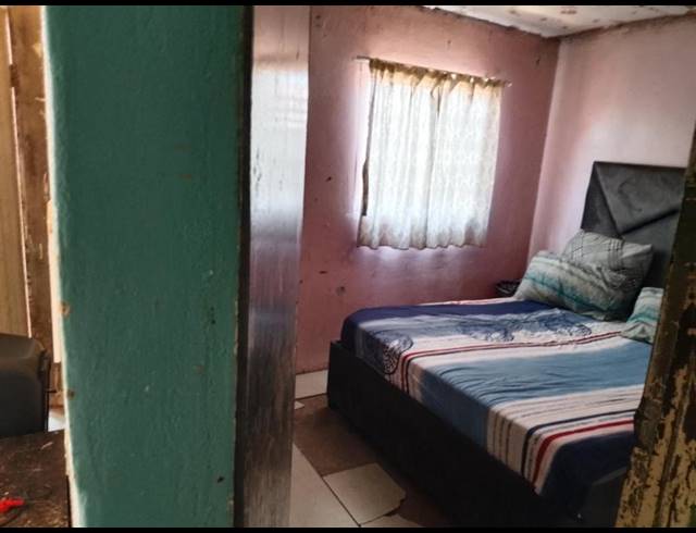 2 BEDROOM SIMPLEX FOR SALE IN NEWLANDS WEST